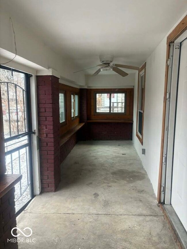 Building Photo - 2839 E 19th St