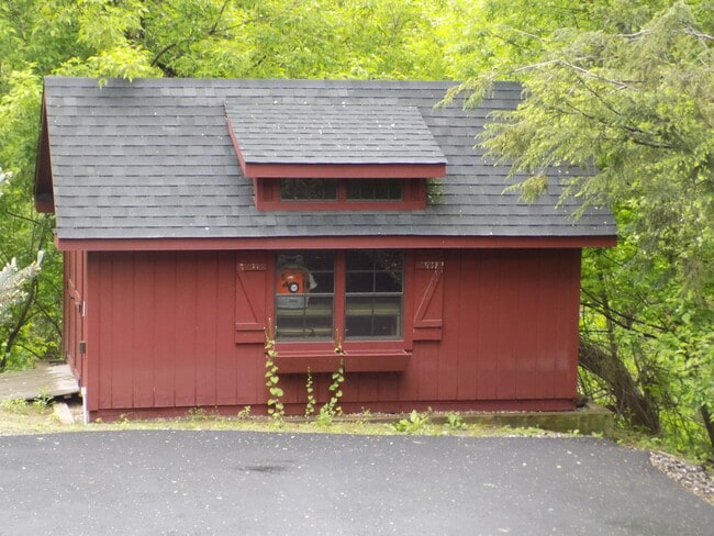 Building Photo - 12 Fogarty Ln