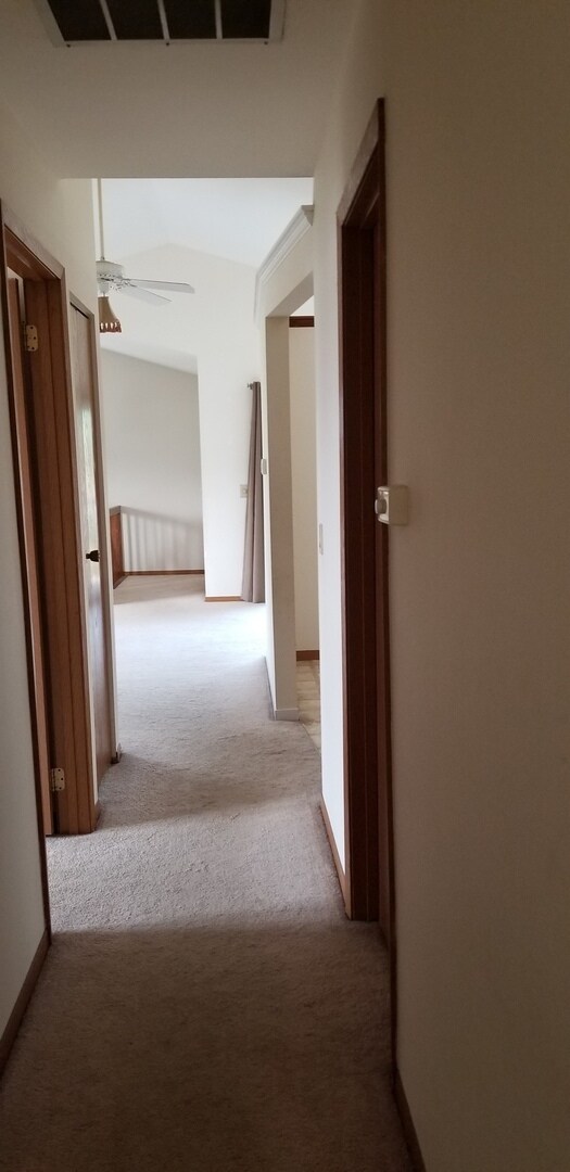 Building Photo - 675 Le Parc Cir