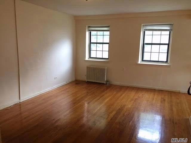 Foto principal - 144-18-144-78 78th Ave
