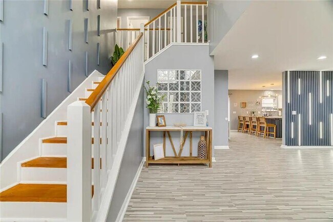Building Photo - 1123 Chickadee Dr