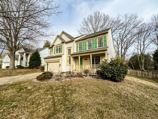 Building Photo - Fantastic 4 Bed 3.5 Bath Colonial Home Sitting On A Large Private Lot In Desired Old Bridges Estates