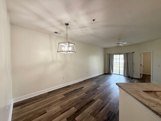 Building Photo - 5011 Harvest Dr