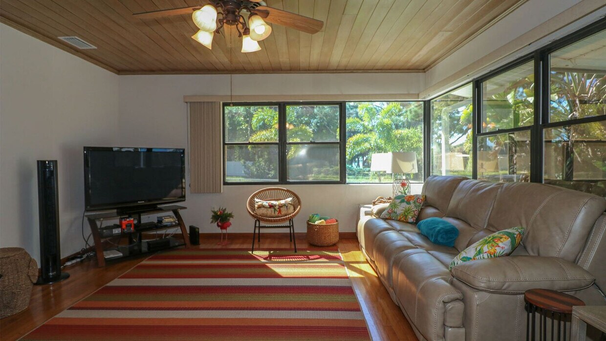 Foto principal - 1480 Homestead Dr