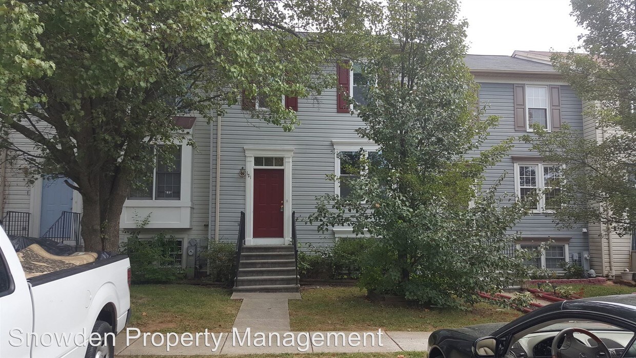 Primary Photo - 1711 Winding Brook Way