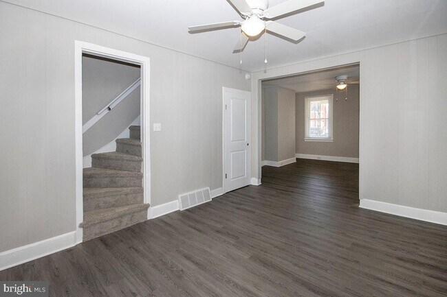 DINING ROOM - 207 Somerset St