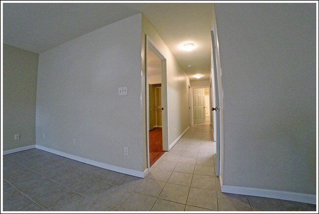 Pasillo - 518 Main St