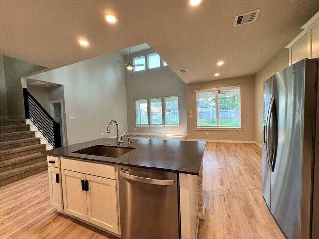 Building Photo - 10213 Prairie Creek Ln