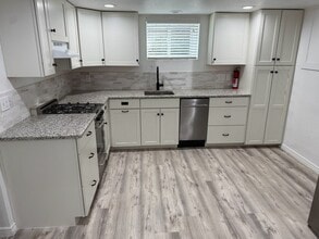 Building Photo - 1400 Jersey St