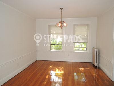 Foto del edificio - 2 bedroom in Malden MA 02148