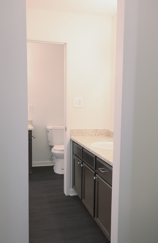 Greens Lake Apartments Clarkston, MI