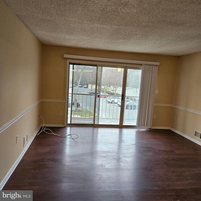 Building Photo - 64 Aspen Ct