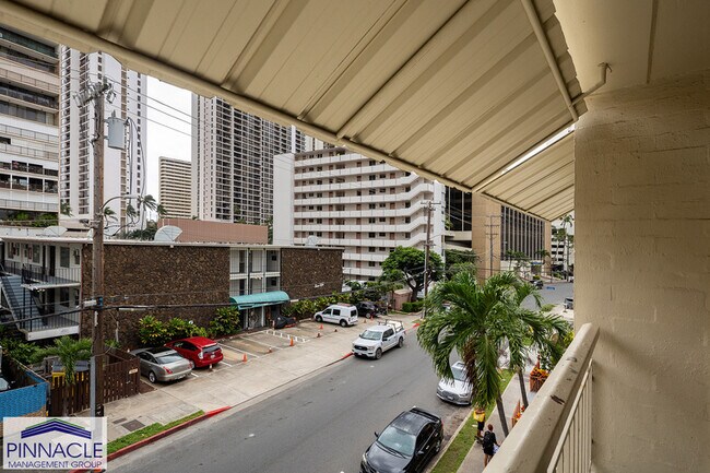 Foto del edificio - 240 Lili?uokalani Ave