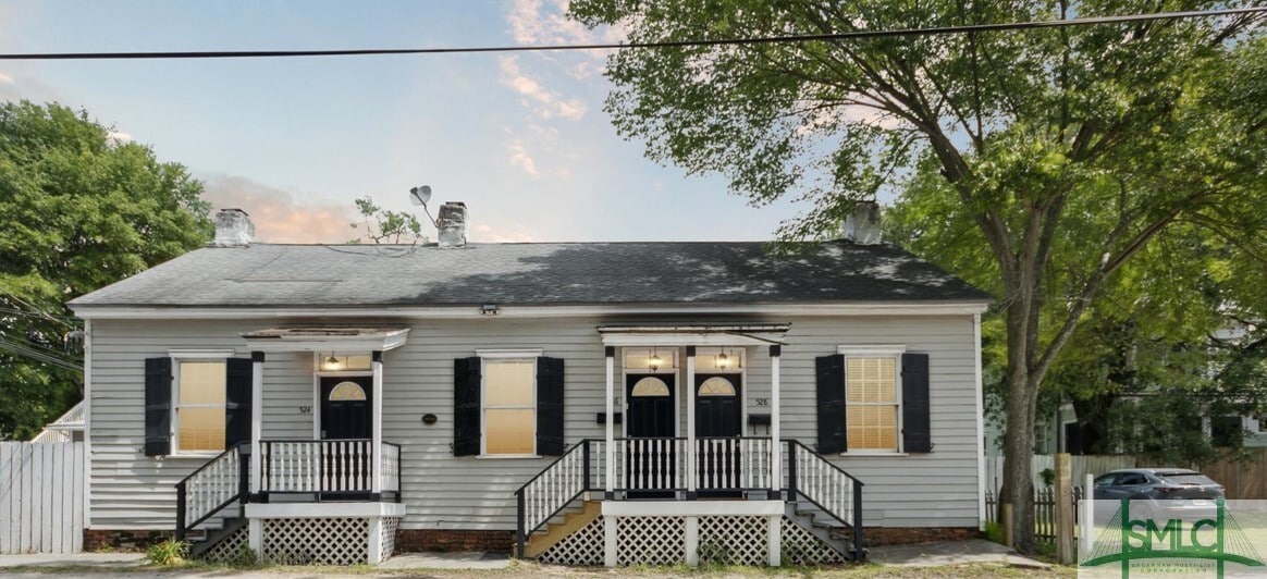 528 E Ln, Savannah, GA 31401 Condo for Rent in Savannah, GA