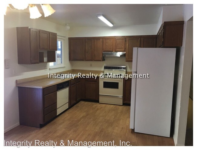 Building Photo - 16634 E Kent Dr