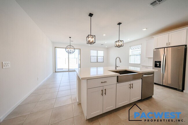 Foto del edificio - Be the first to live in this BRAND NEW HOME1