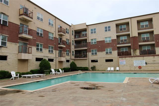 Foto del edificio - 1100 W Trinity Mills Rd