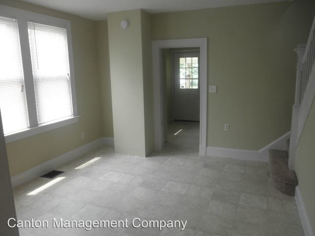Building Photo - 5 br, 1 bath House - 5922 Bertram Ave.