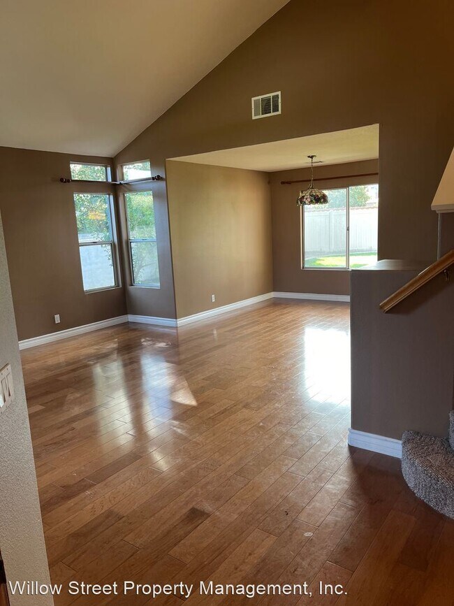 Building Photo - 4 br, 2.5 bath House - 45407 Paseo Durango