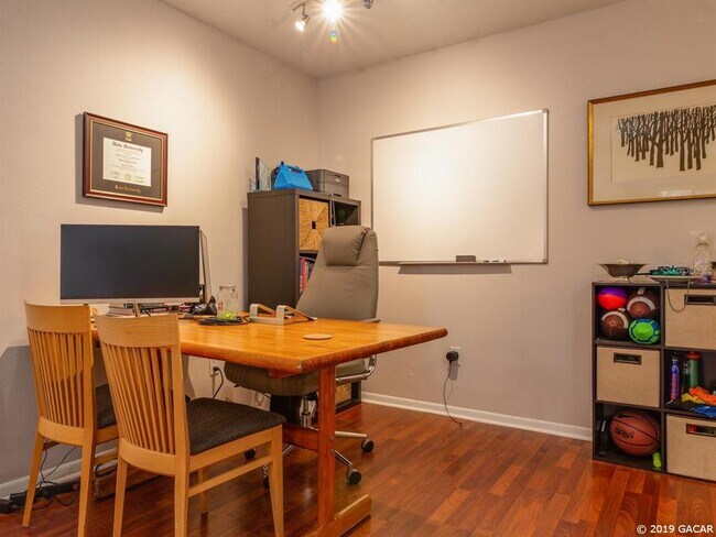 Foto del edificio - 1700 SW 16th Ct