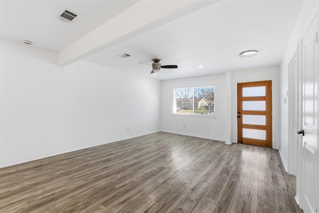 Building Photo - 864 Rainbow Trail