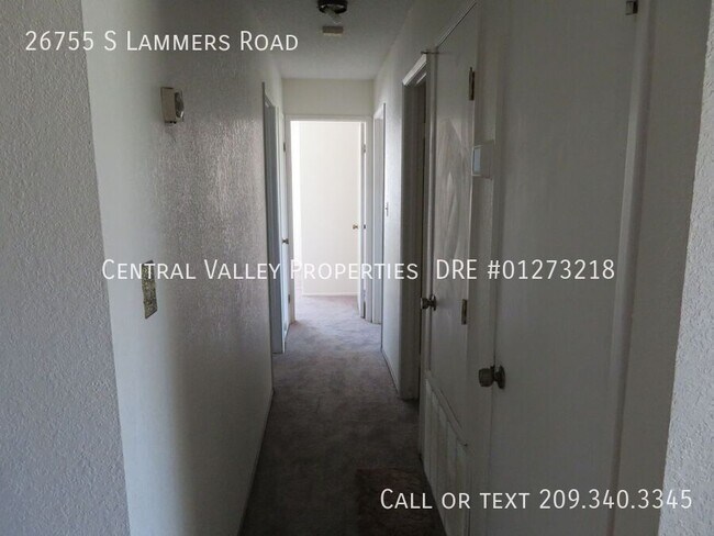 Foto del edificio - 26755 S Lammers Rd