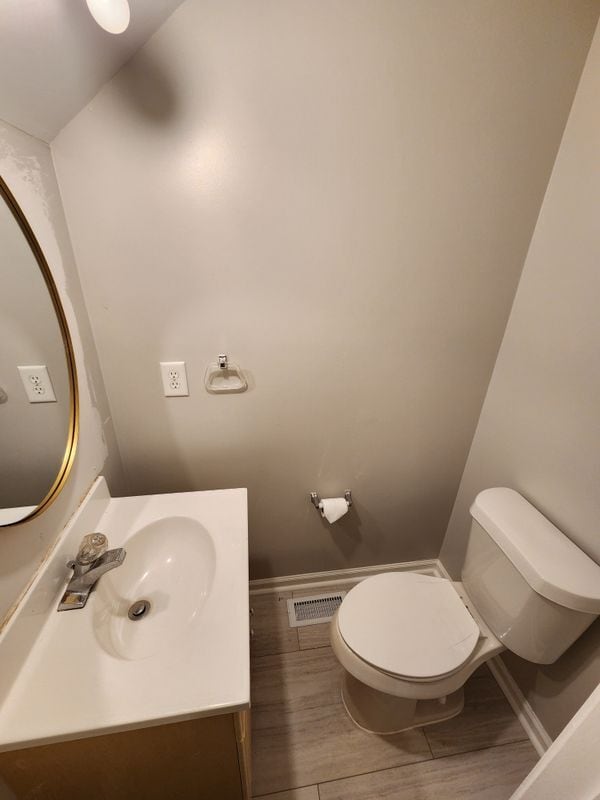 Building Photo - 1029 Sims St SW