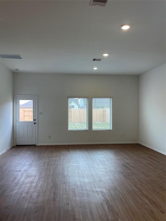 Building Photo - 27107 River Birch Ct