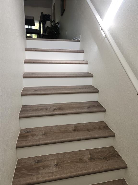 Foto del edificio - 6503 Fairway Gardens Dr