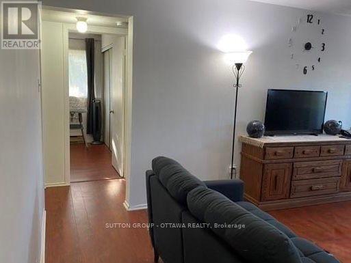 Photo du bâtiment - 268 Lorry Greenberg Dr