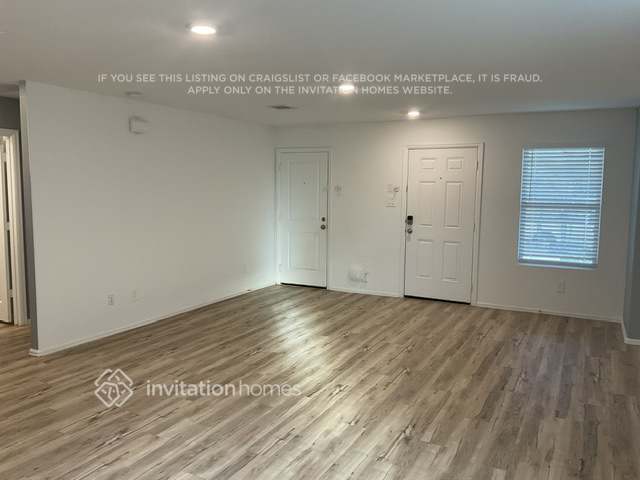 Foto del edificio - 18827 Charter Elm Dr