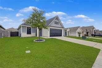 Building Photo - 2134 Markley Dr