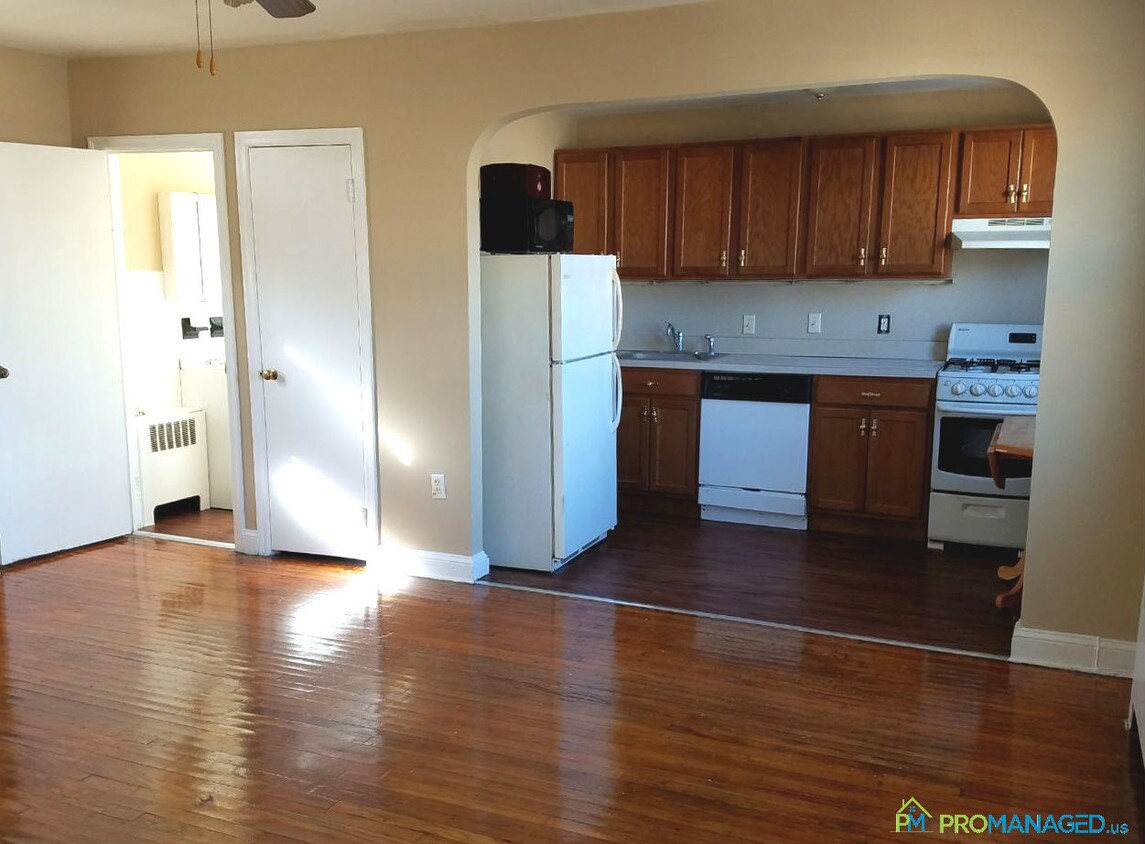 7143 Edmund St Unit 2F, Philadelphia, PA 19135 Room for Rent in