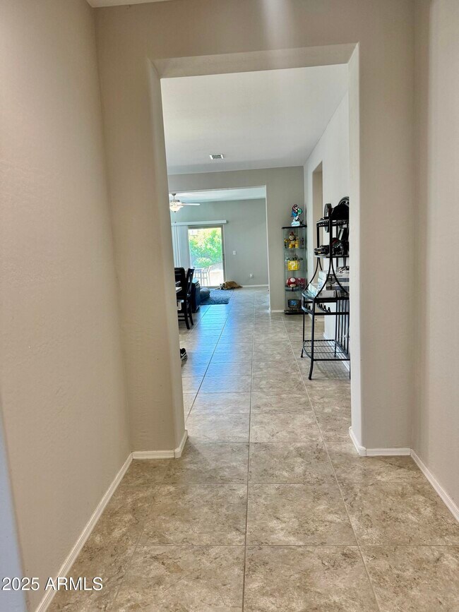 Foto del edificio - 25925 W Tonto Ln