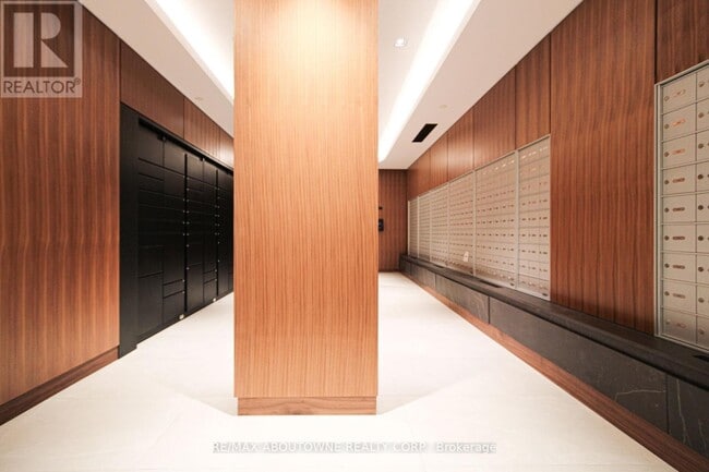 Photo du bâtiment - 3240 William Coltson Ave