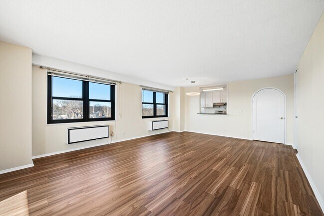 Foto del edificio - 7855 JFK Blvd E