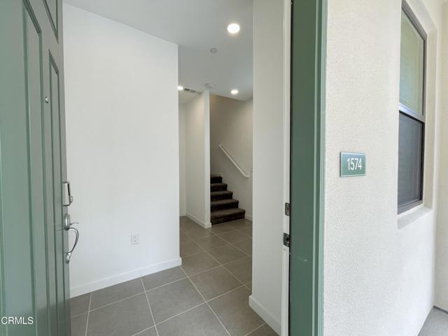 Foto del edificio - 1574 E Thompson Blvd