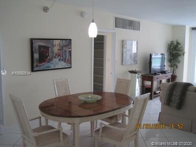 Building Photo - 5005 Collins Ave