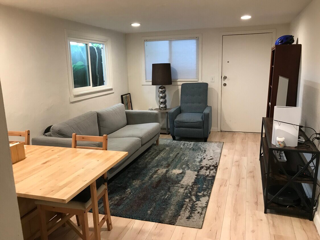 Foto principal - 2206 Tenth Street