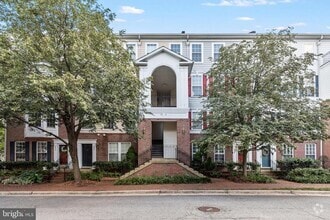 Building Photo - 5074 Donovan Dr