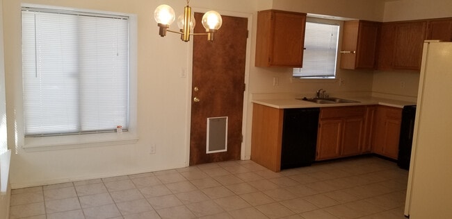 Building Photo - 5009 Blue Sage Pl NE