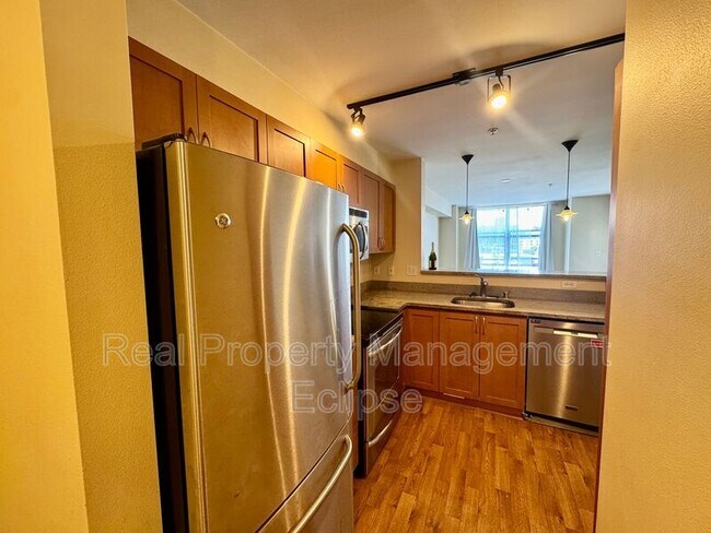 Foto del edificio - 118 107th Ave NE