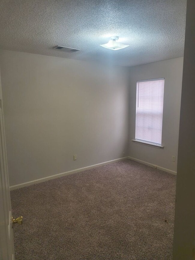 Building Photo - 8340 Keeli Cove