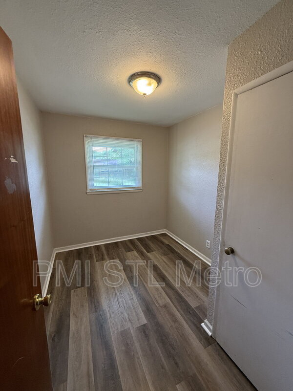 Foto del edificio - 10515 Renfrew Dr