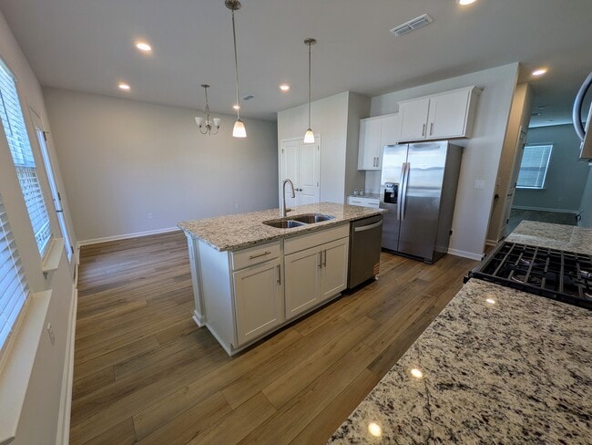 Building Photo - 1414 Chrysalis Pl