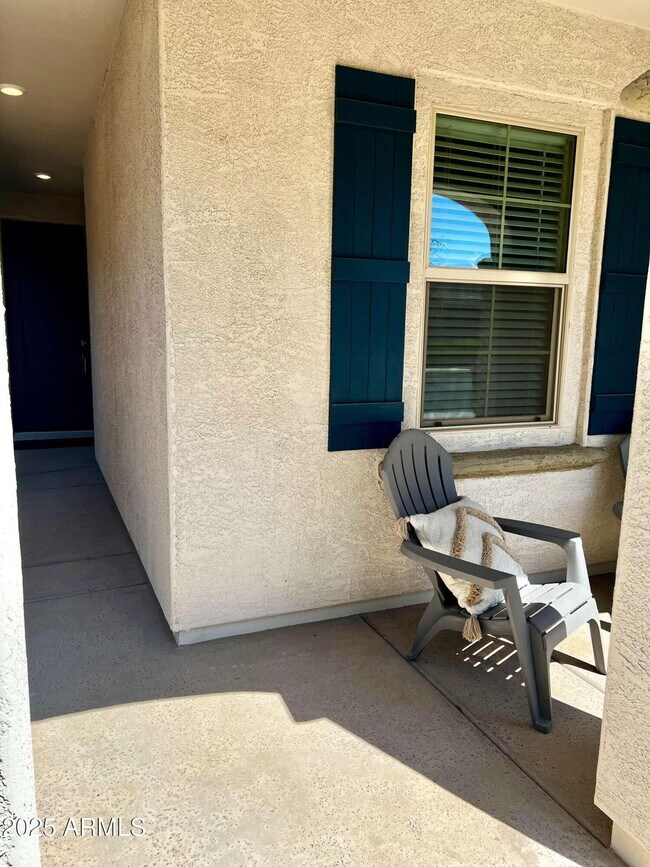 Building Photo - 9846 E Talon Ave