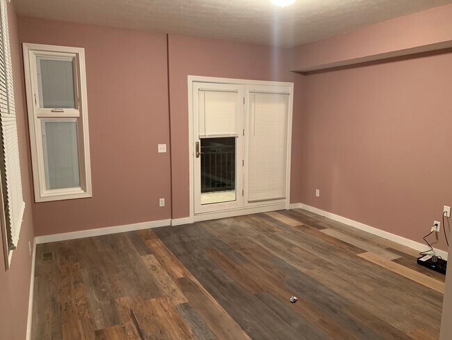 Foto del edificio - 337 W 32nd St