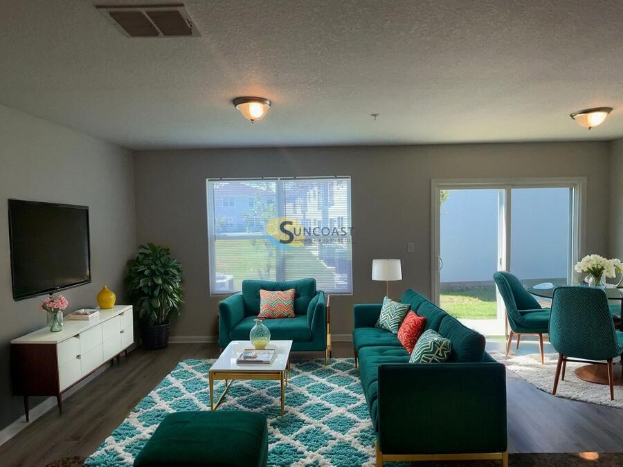 Foto principal - 9205 Western Way