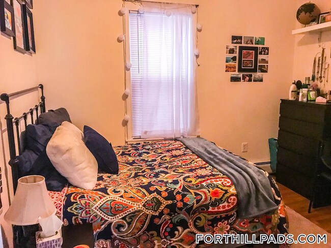 Foto del edificio - 127 Cedar St