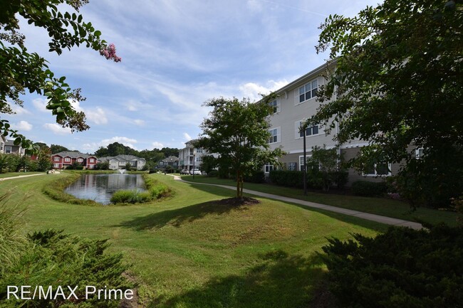 Building Photo - 2 br, 2 bath House - 2469 Leytonstone Drive